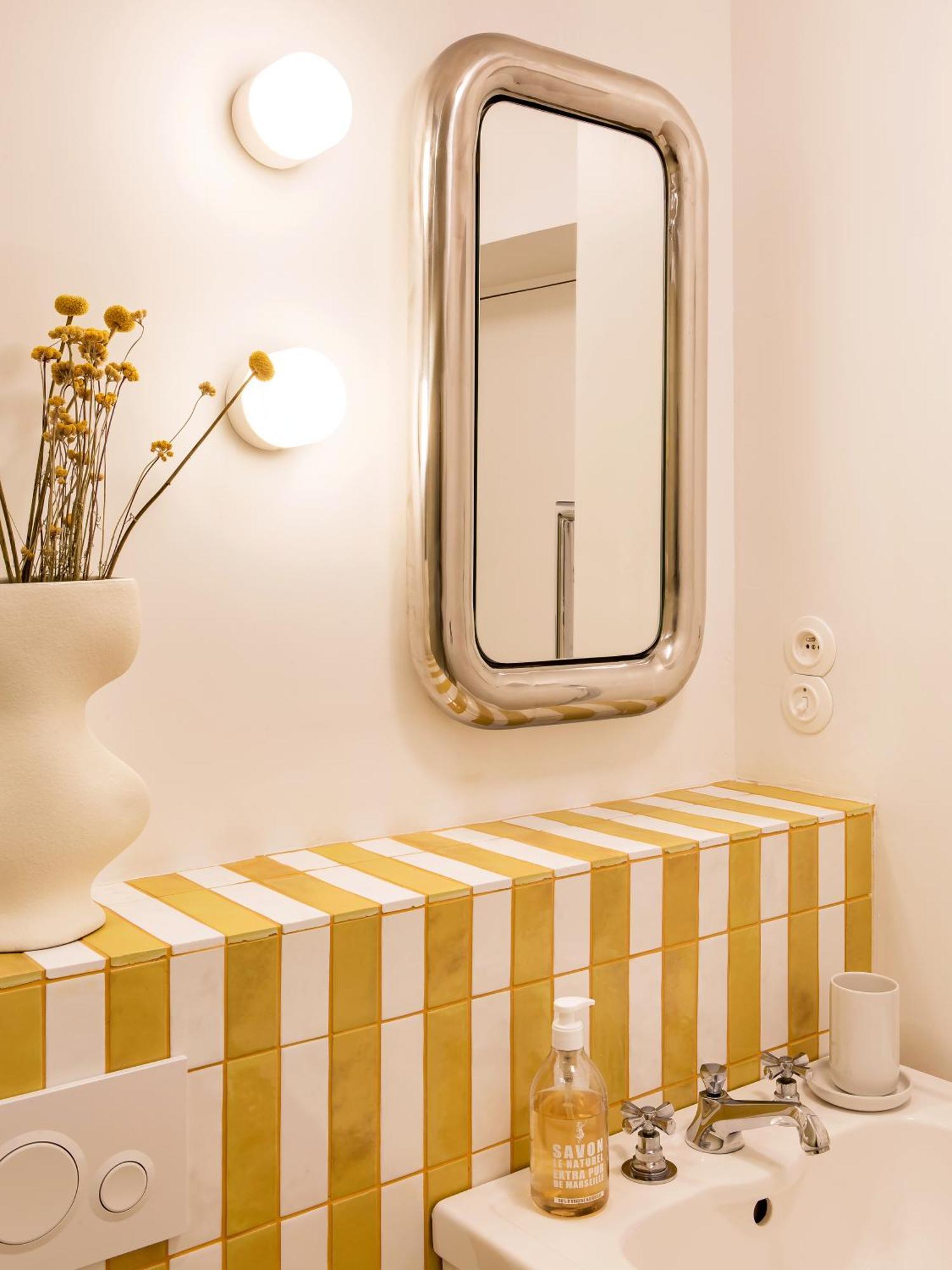 Superbe Appartement Design Au Coeur De Versailles, Tout A Pied ภายนอก รูปภาพ